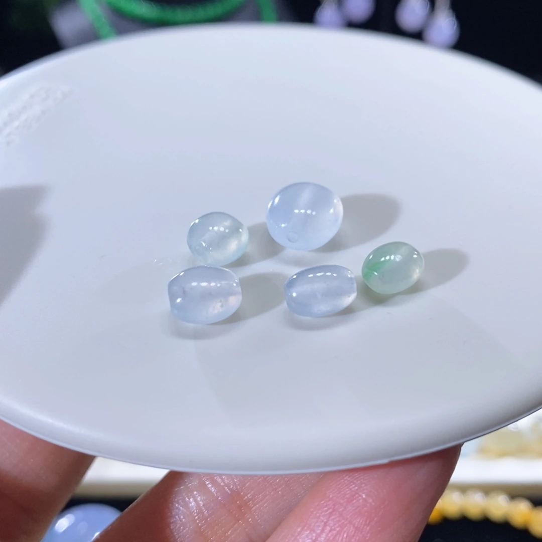 翡翠未镶嵌颈饰翡翠冰小扁珠多样性发一