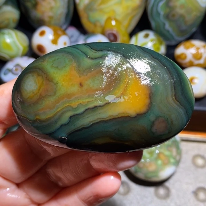 未镶嵌玛瑙/玉髓珠宝半成品53