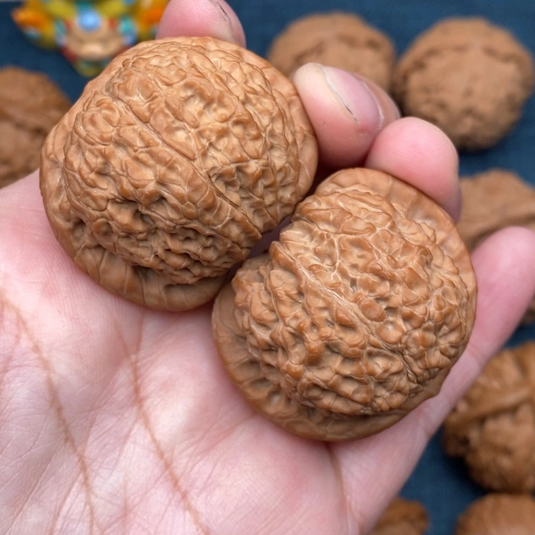 文玩核桃把件?***O39全品血麒麟