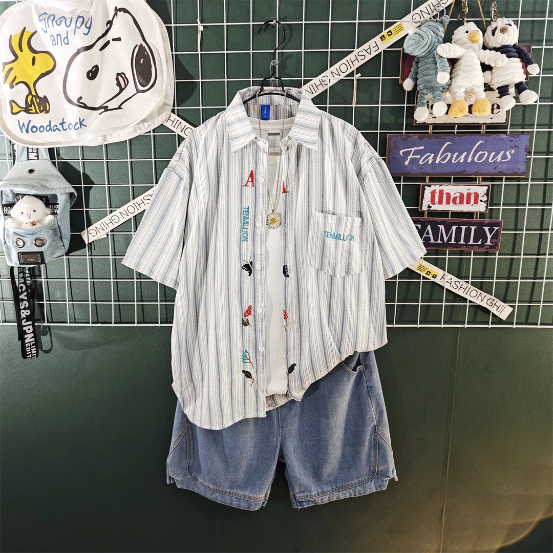 港风设计感条纹绣花衬衫男生短袖夏季休闲套装男穿搭三件套痞帅气