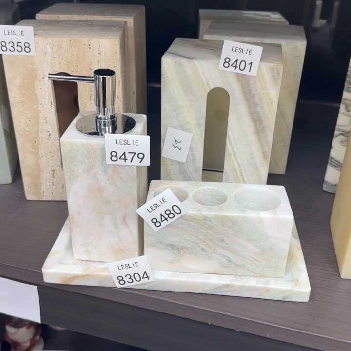 X479.     480.  304.