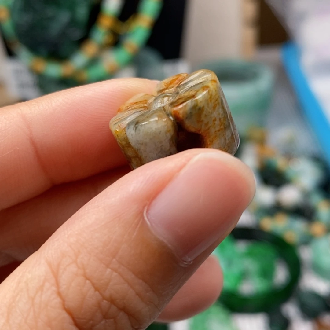 翡翠未镶嵌颈饰翡翠翡翠
