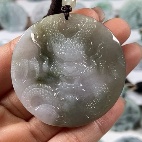 翡翠颈饰未镶嵌龙行天下福利