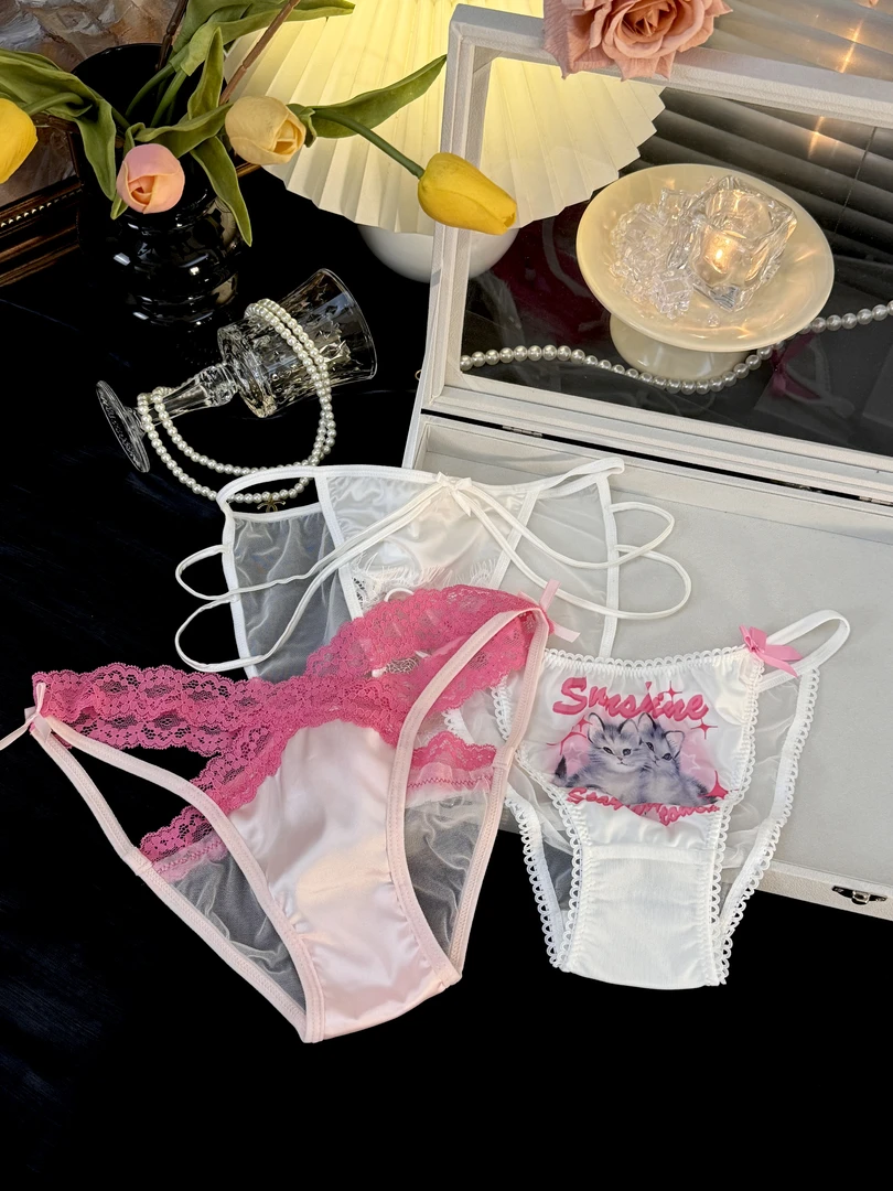 “甜心芭比”甜美纯欲性感少女缎面蕾丝内裤