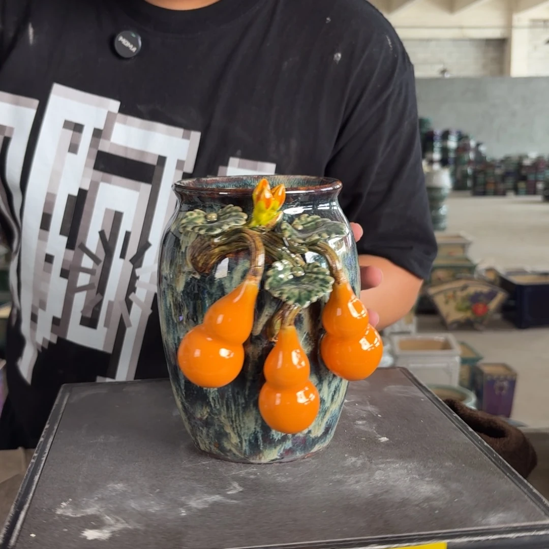 。一风堂石湾花盆 无孔花瓶 内9*17