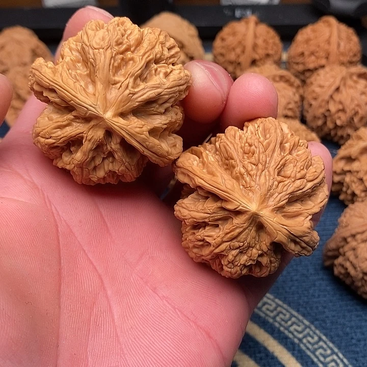 文玩核桃吊坠粗筋46修