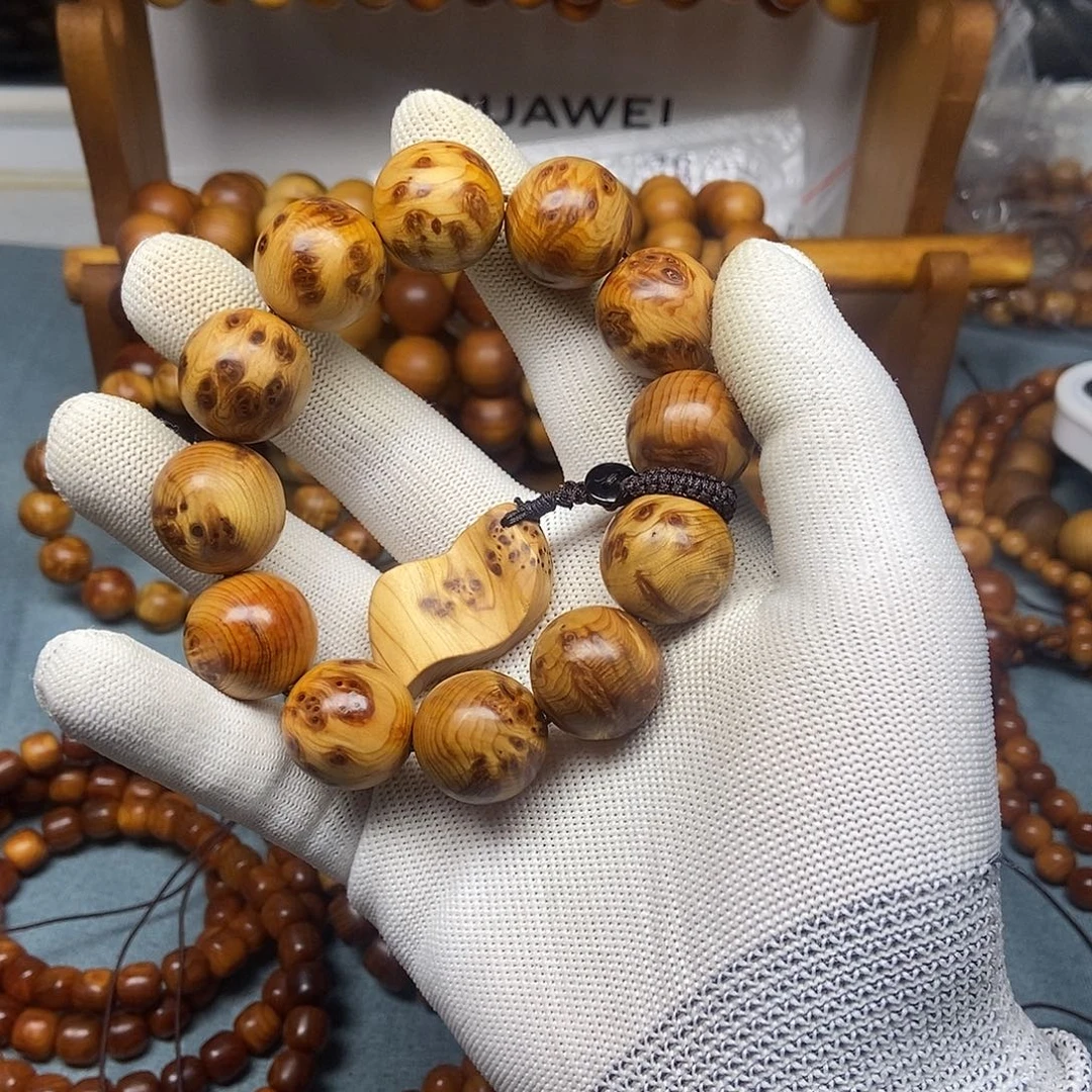 D***.手串/手链柏木（崖柏）