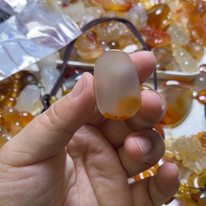 玛瑙/玉髓颈饰未镶嵌小**～006