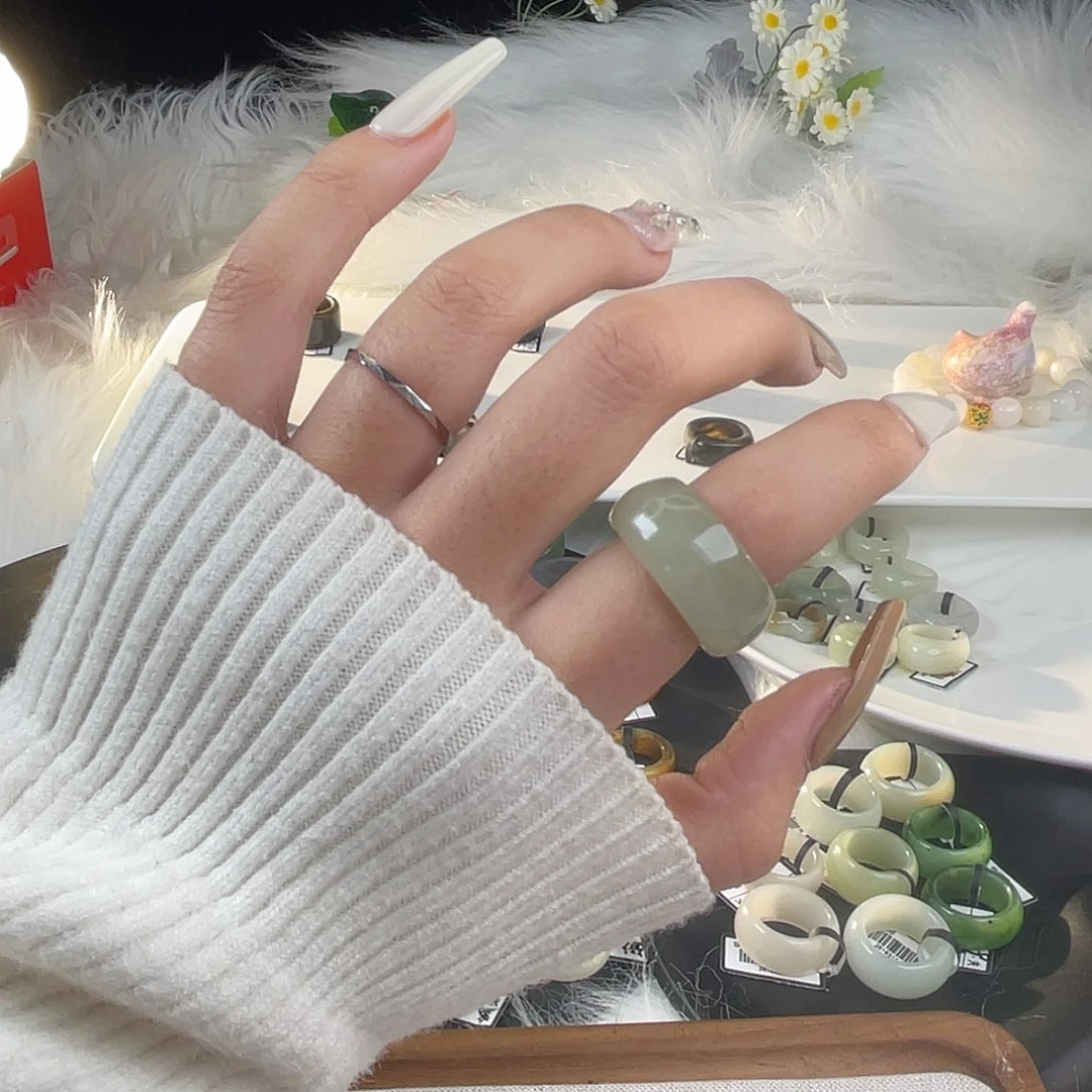 和田玉未镶嵌戒指U47奶绿轮胎17.2mm