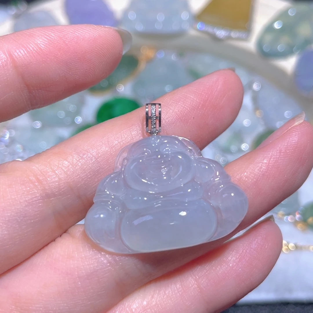 翡翠18K金镶嵌颈饰翡翠