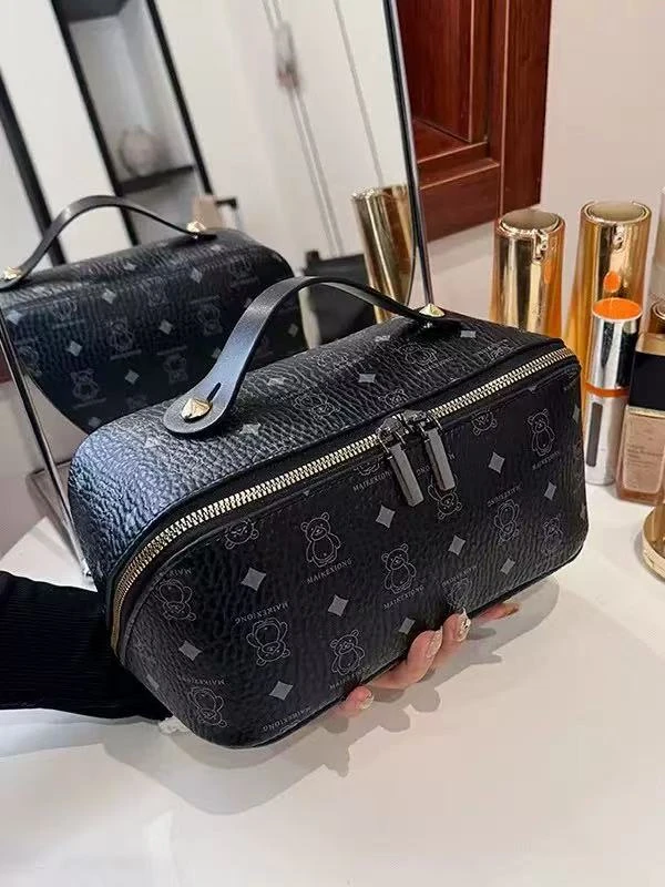 化妆包女时尚大容量防水新款便携式旅行外出手提收纳化妆包