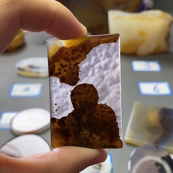 玛瑙/玉髓未镶嵌珠宝半成品