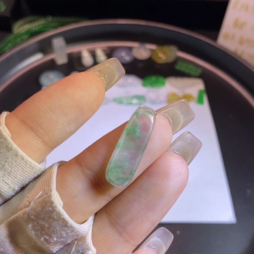 【闪购商品】翡翠挂件未镶嵌福贝