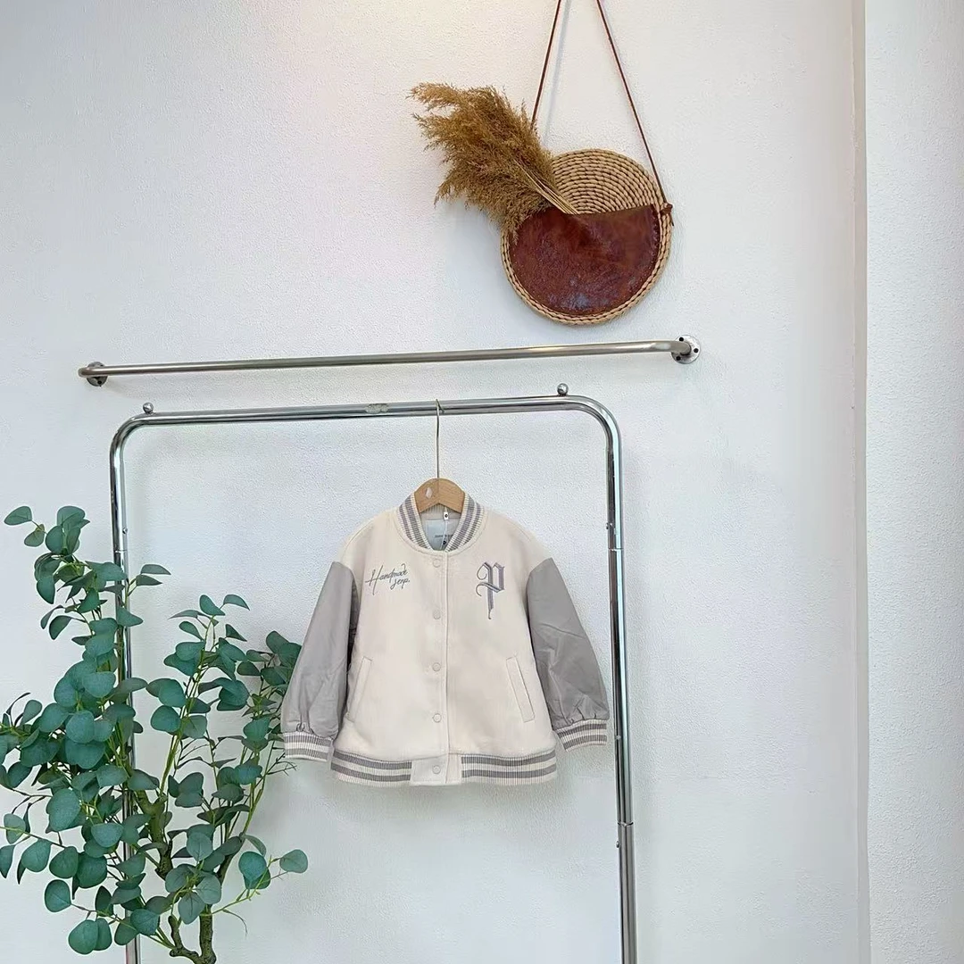 2277鸽米灰色夹棉外套