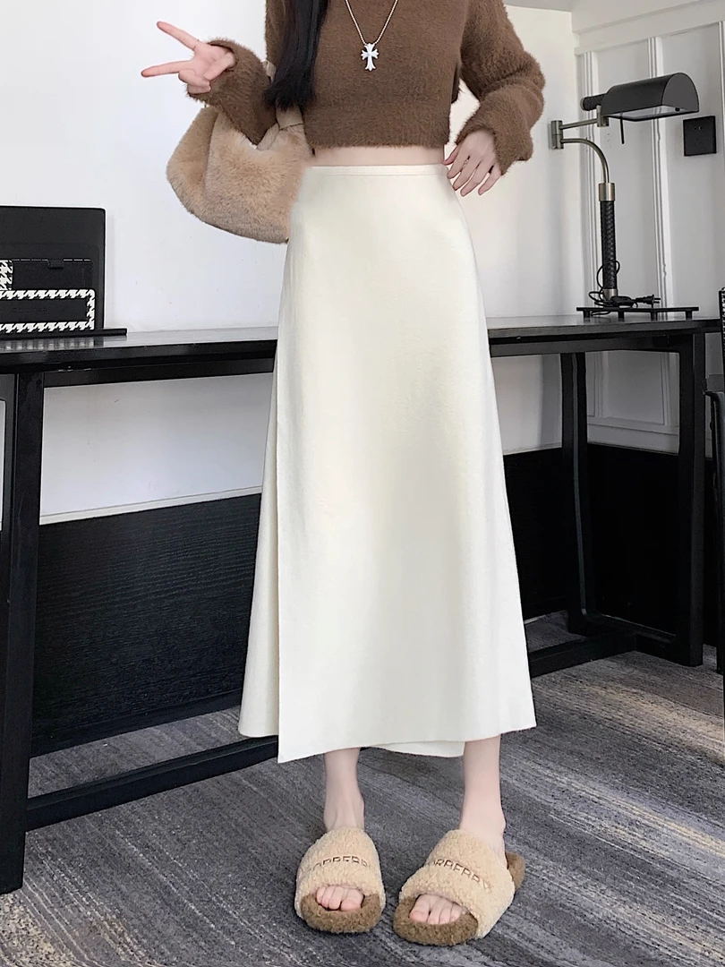 22012 祺欣家 法式开叉两片式显气质高级感简约风时尚针织半裙