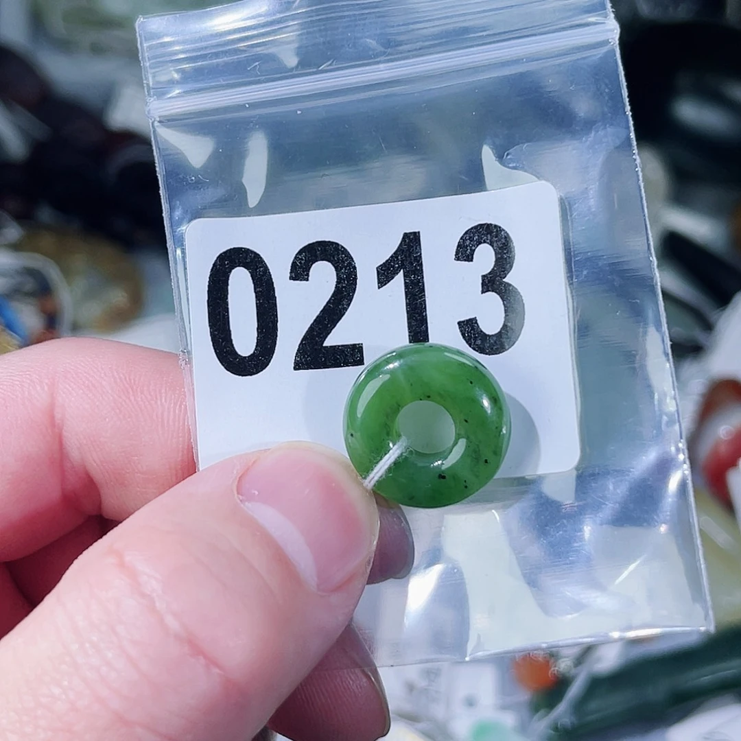 和田玉车挂未镶嵌释*鑫