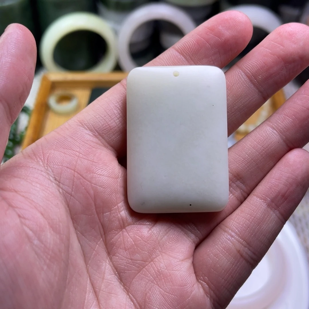 未镶嵌和田玉挂件