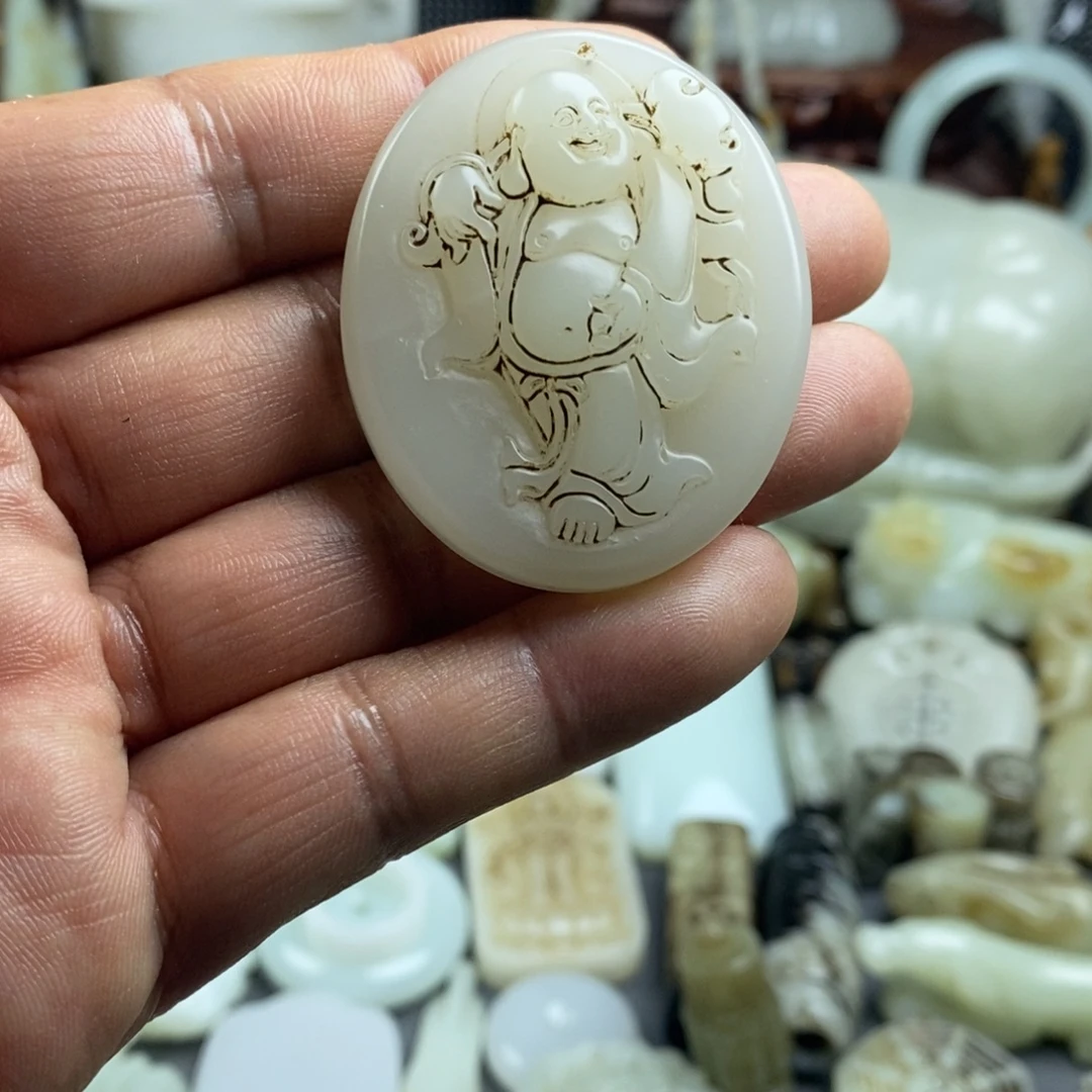 和田玉（糖玉）未镶嵌颈饰