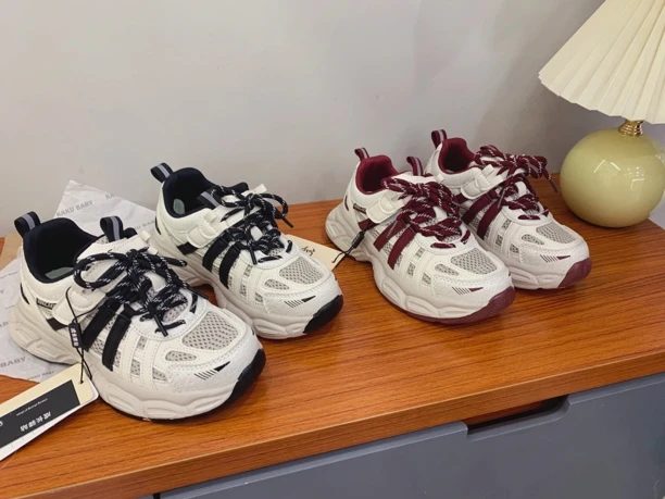 2025春季新品男女孩休闲时尚老爹运动鞋（1106）