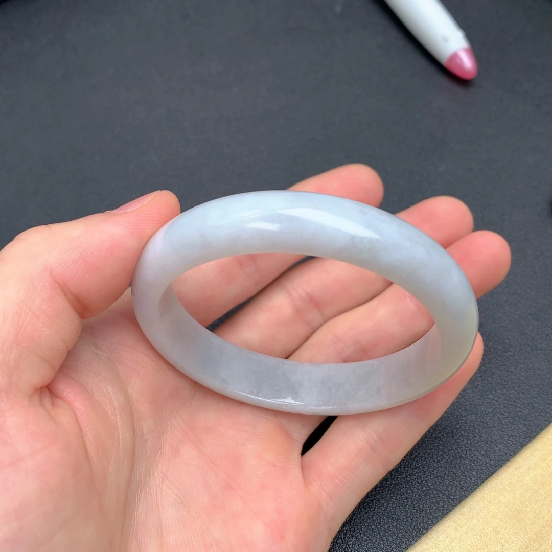 娟***）未镶嵌手镯翡翠多样性发货翡翠