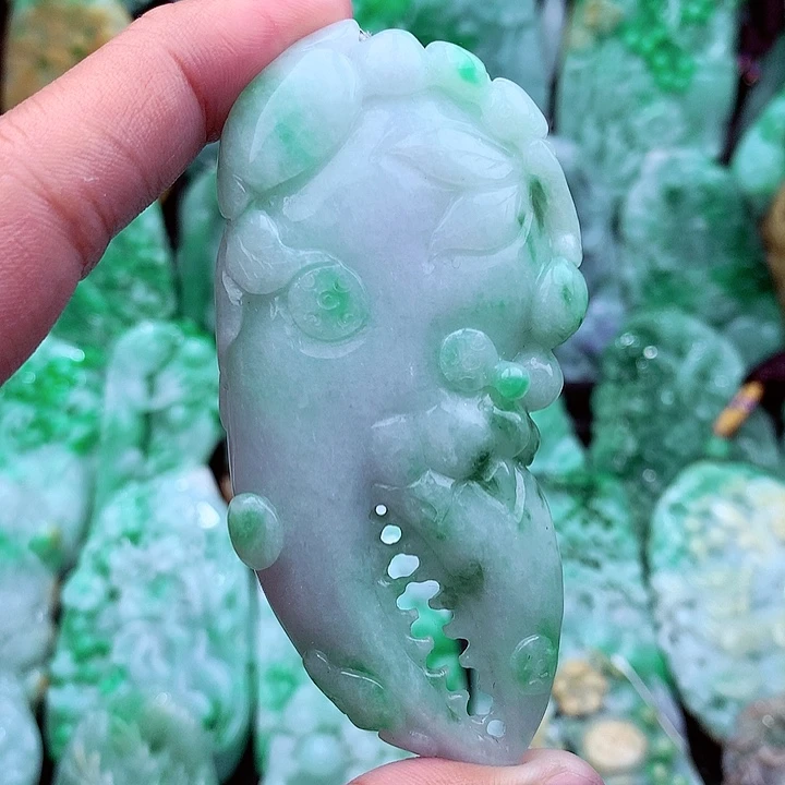 翡翠吊坠(不含链)未镶嵌