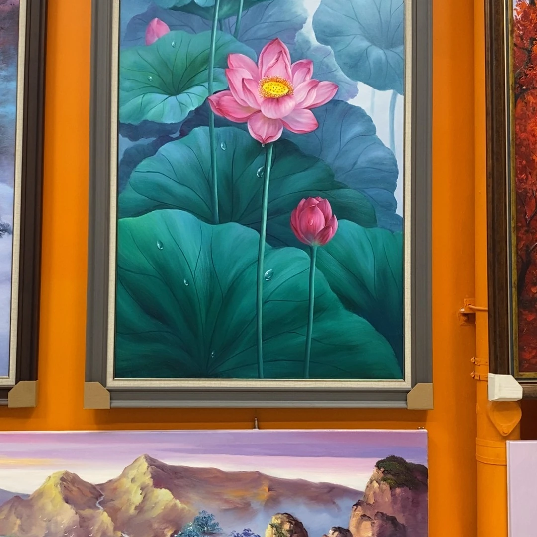 竖款荷花作品适合玄关等等