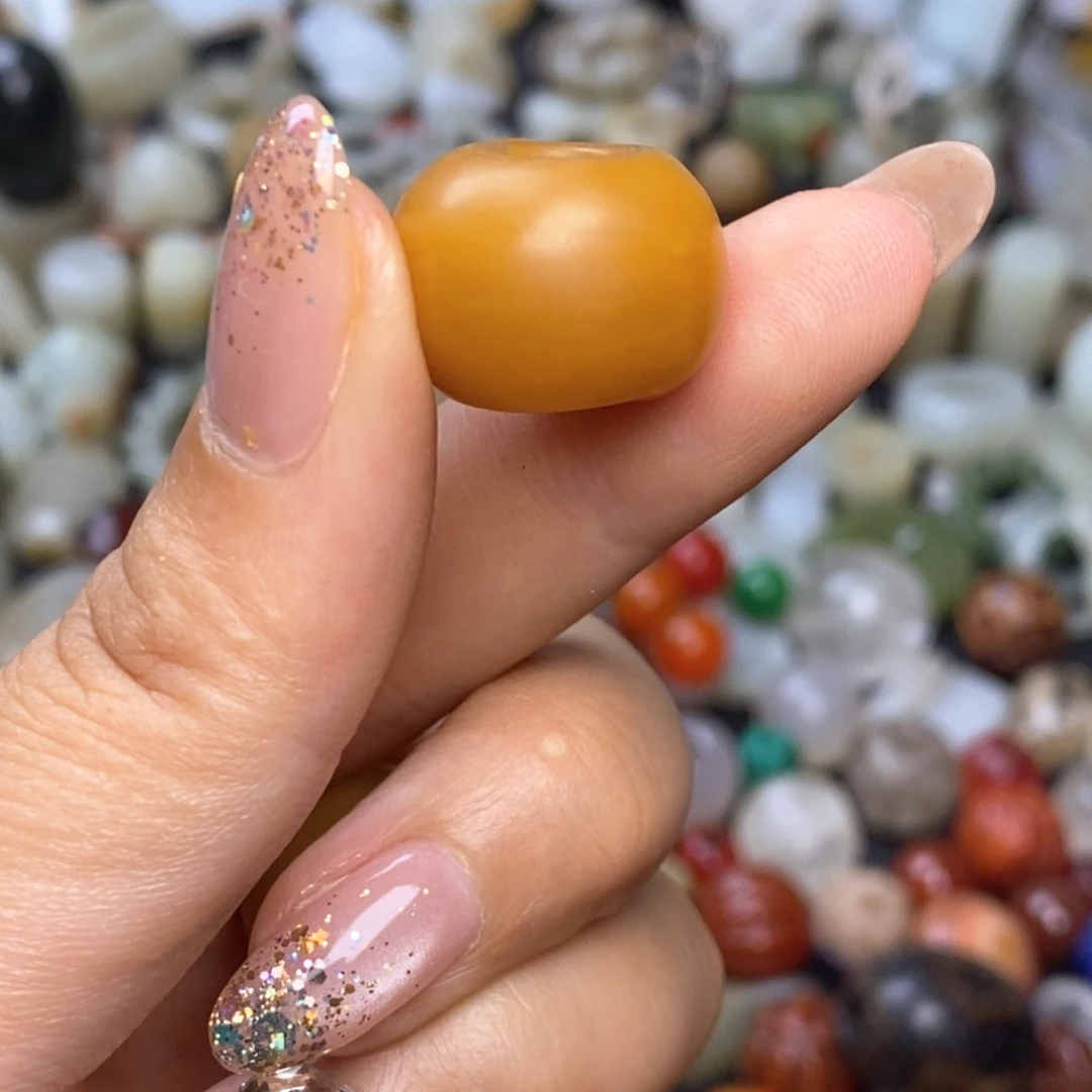 未镶嵌颈饰玛瑙/玉髓虾*