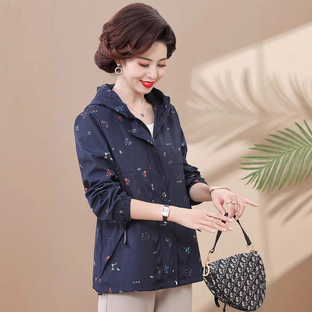 妈妈春装外套洋气大码中年妇女春季年新款上衣服岁春秋风衣