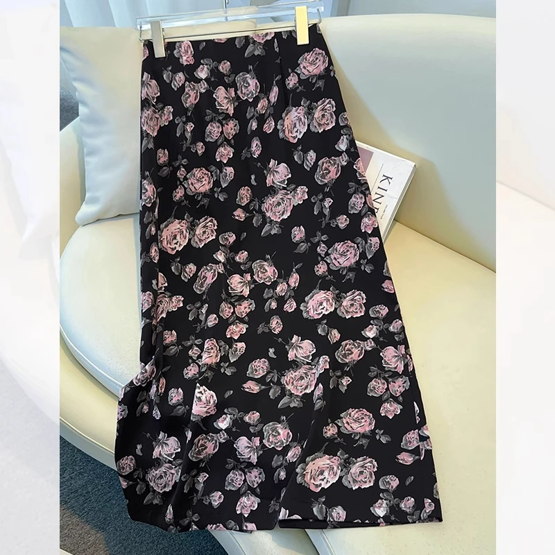 拉夏贝尔醋酸缎面印花半身裙夏季2025新款碎花中长款直筒包臀裙