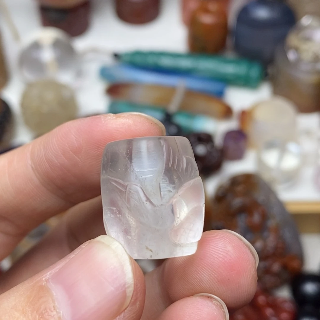 未镶嵌颈饰水晶水晶