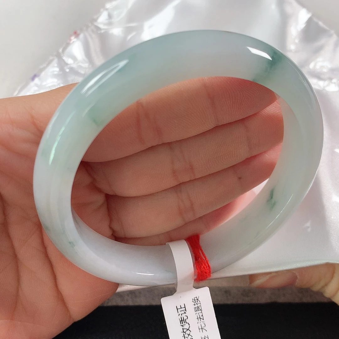 翡翠手镯未镶嵌~*豆61+圈口