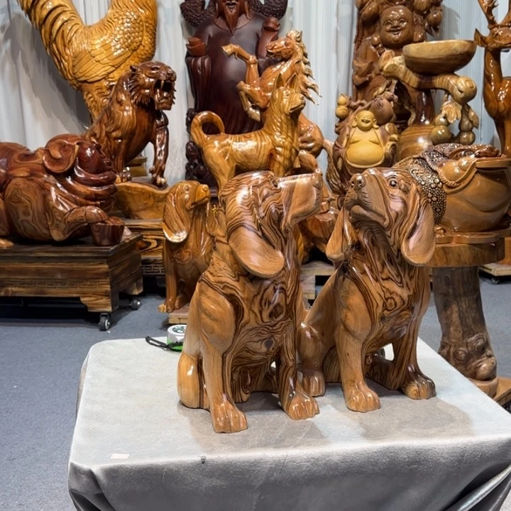 香樟木布*德香樟木狗一对