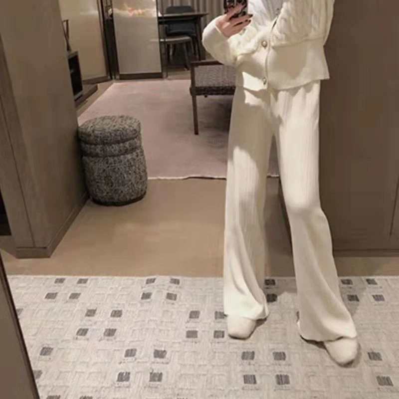 白色毛衣针织阔腿裤女加厚外穿松紧高腰拖地垂坠感2025秋季直筒裤