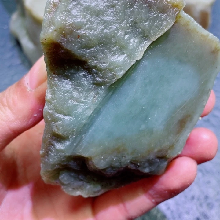 和田玉未镶嵌珠宝半成品