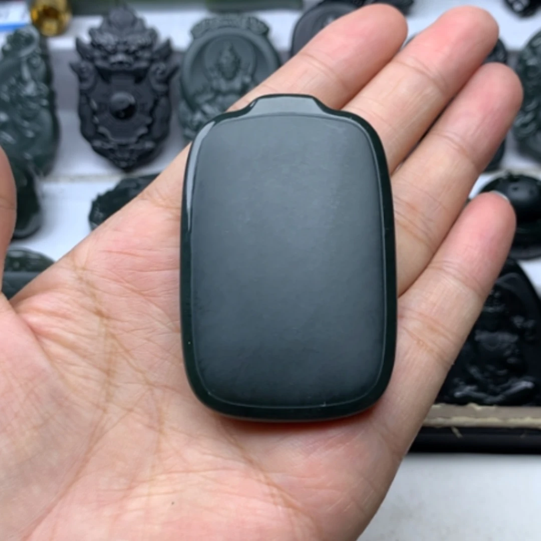 【闪购商品】颈饰未镶嵌和田玉落**烟