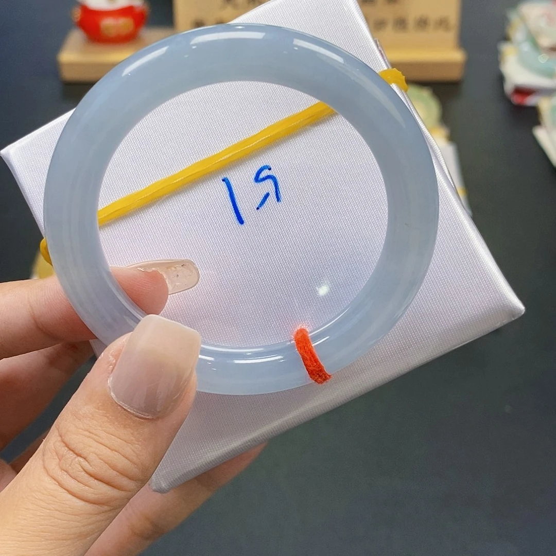 翡翠手镯未镶嵌6号