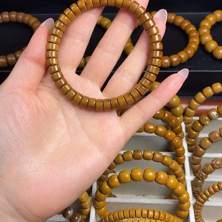 ག***尤紫金鼠手串药片8手串