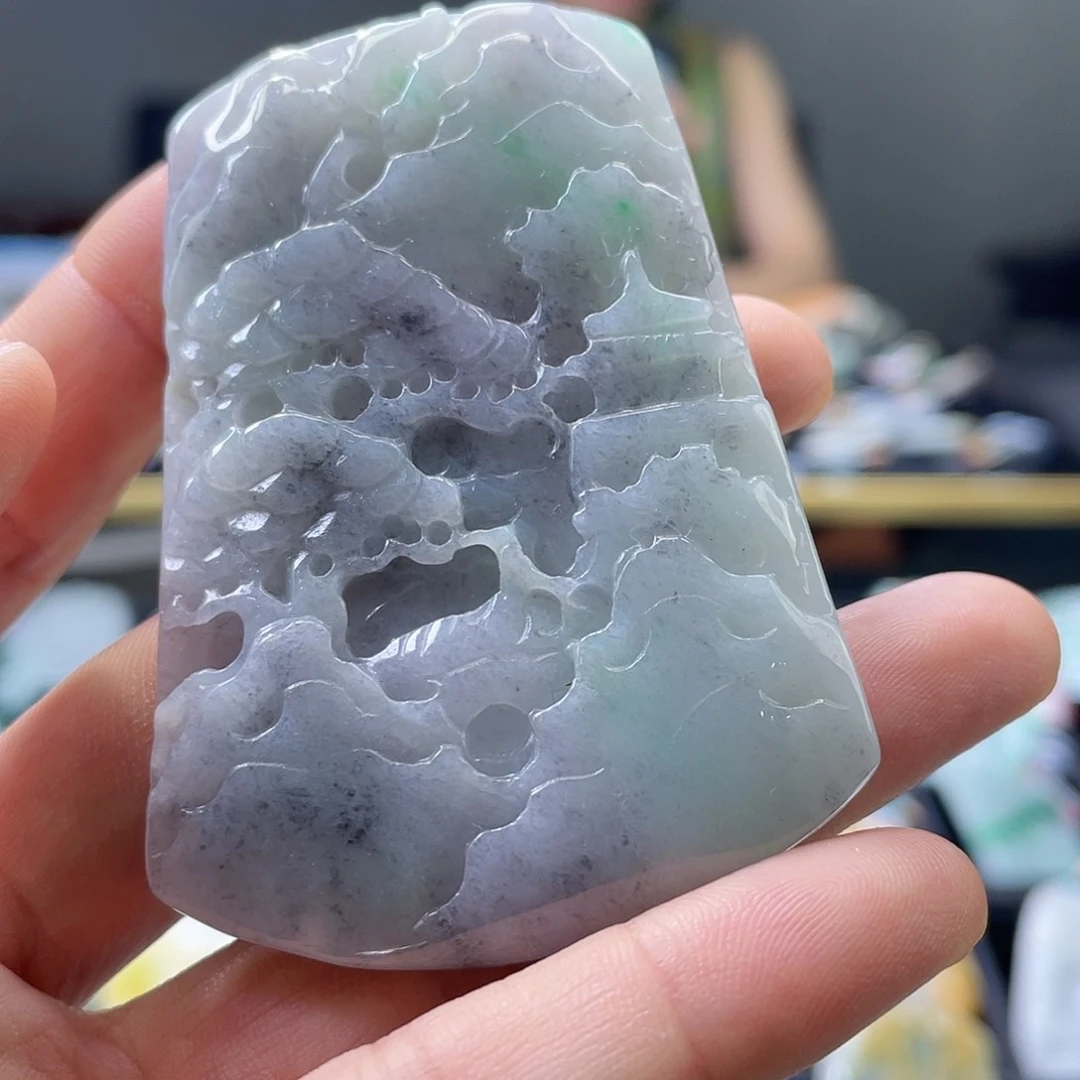 颈饰未镶嵌翡翠一个