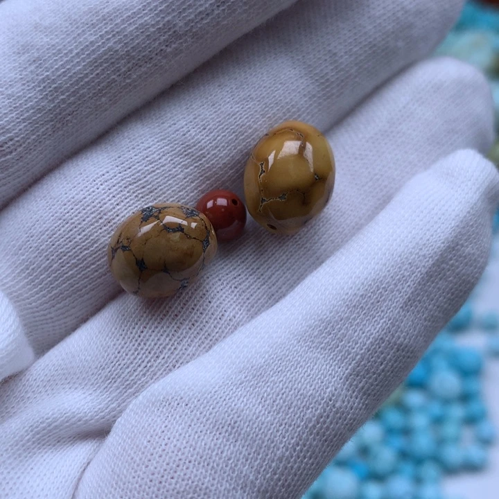 未镶嵌南红玛瑙珠宝奇石