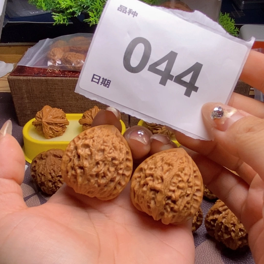 把件文玩核桃044金牛35