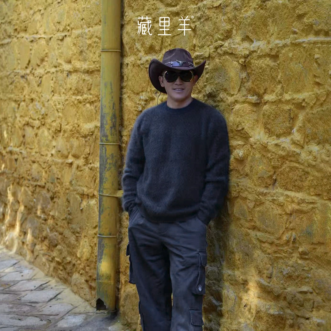 藏里羊【北美小动物毛毛】老钱高暖Q软亦挺微量感圆领上衣男款M1820