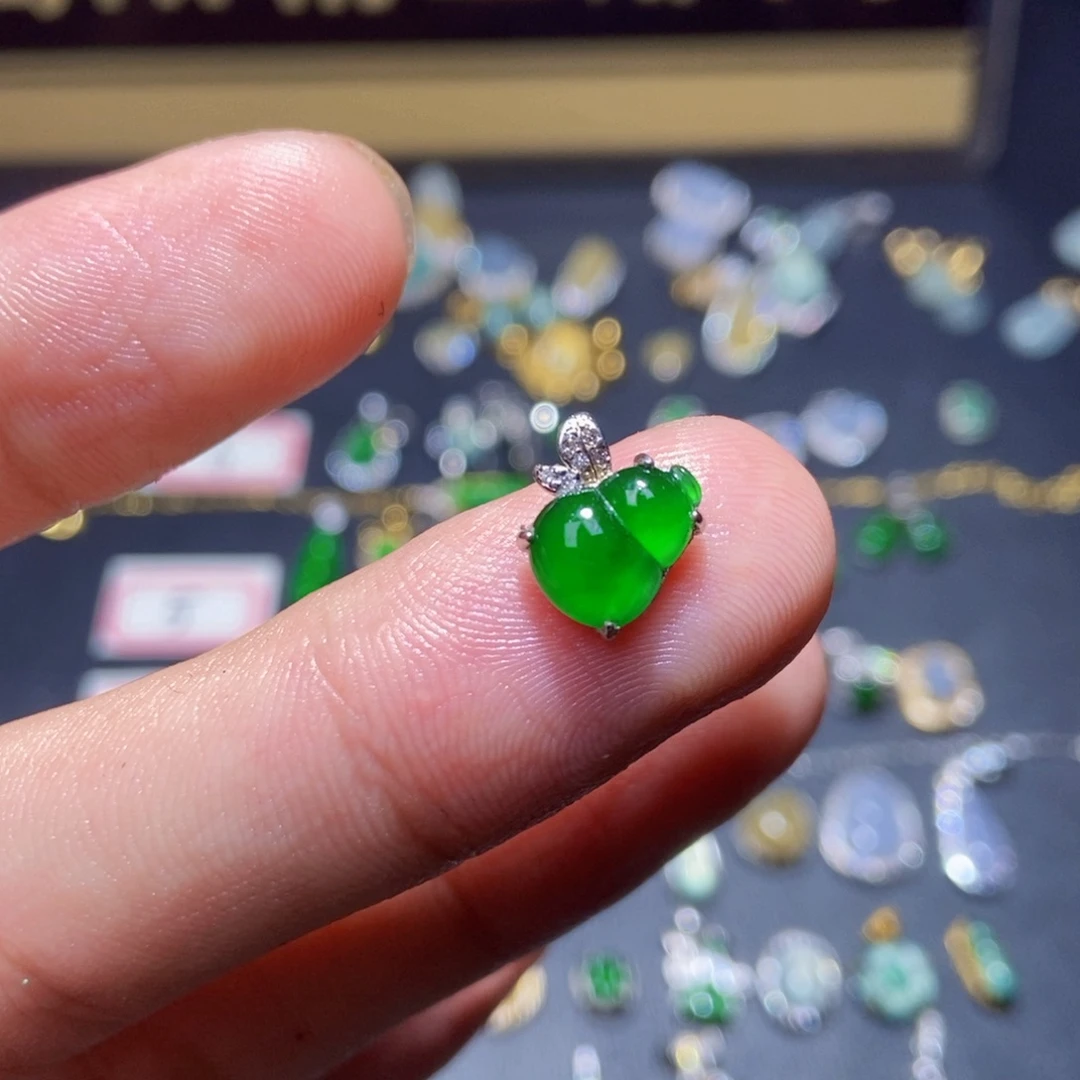 阡***陌翡翠银S925镶嵌颈饰翡翠