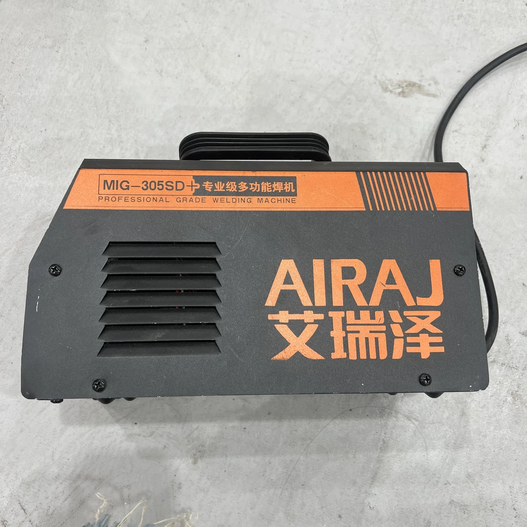 ZZ 009艾瑞泽mig305焊机