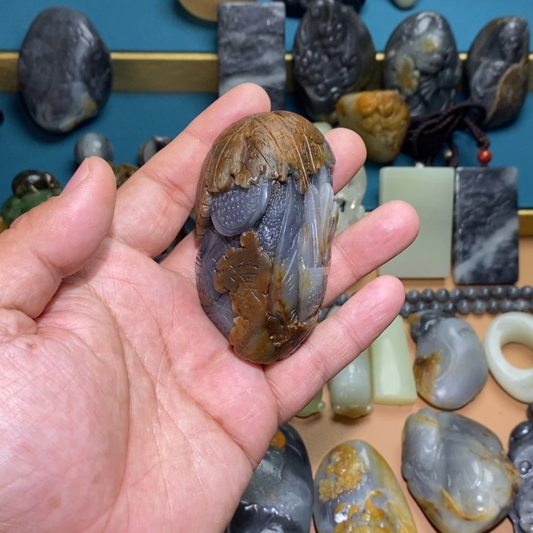 未镶嵌和田玉把件