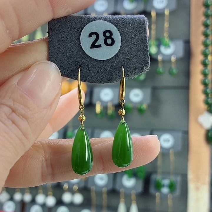 和田玉18K金镶嵌耳饰