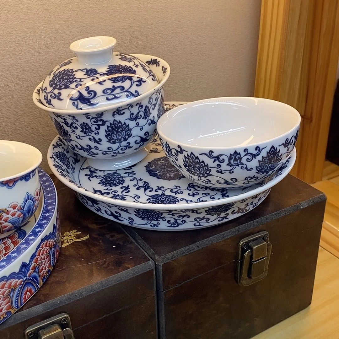 盖碗茶盖碗茶，盖碗茶，盖碗