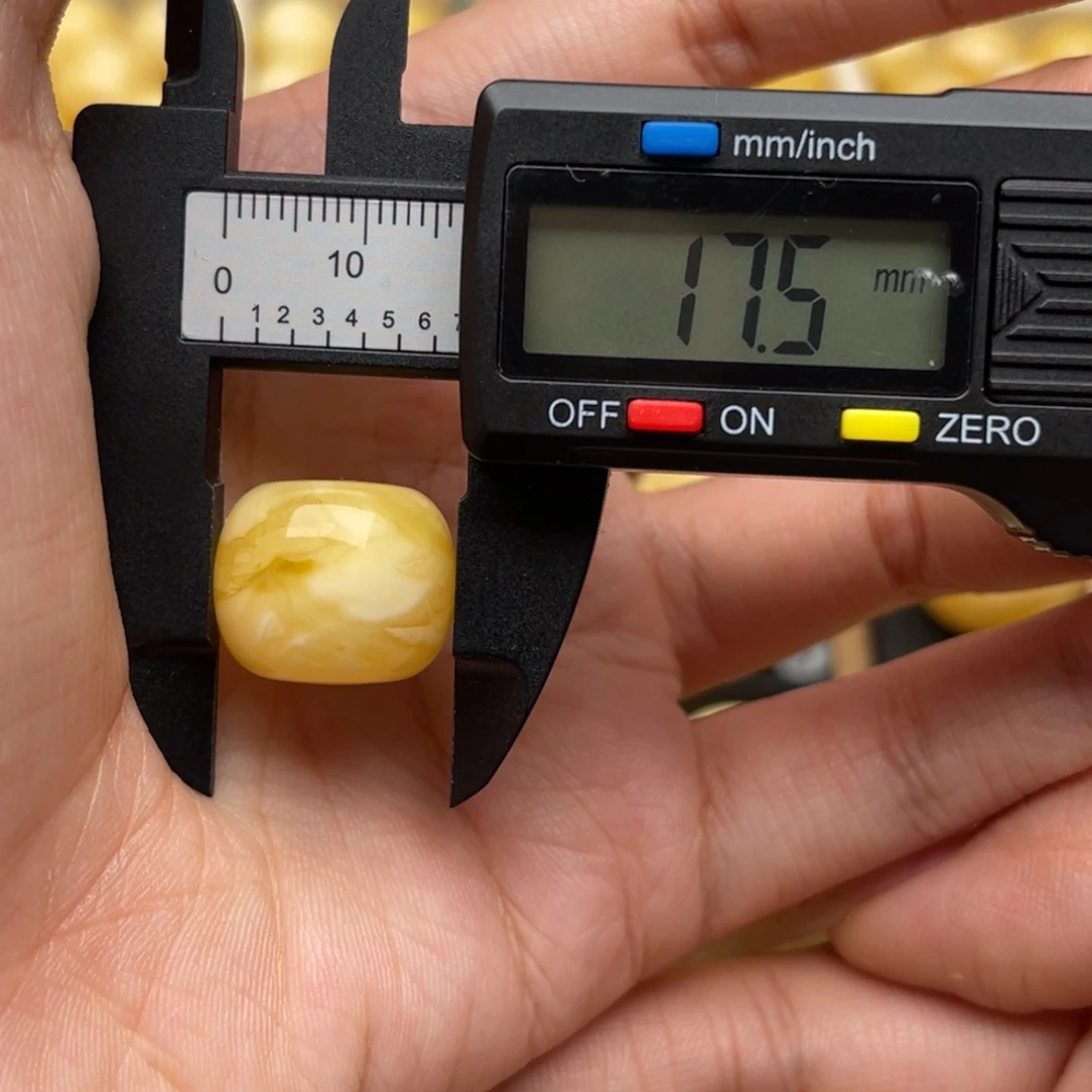 琥珀未镶嵌裸石蜜蜡墩子静