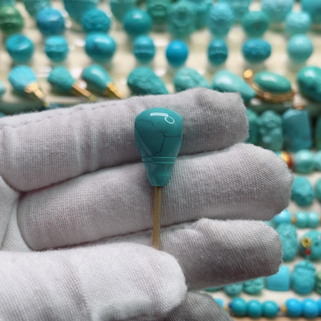 绿松石珠宝奇石未镶嵌