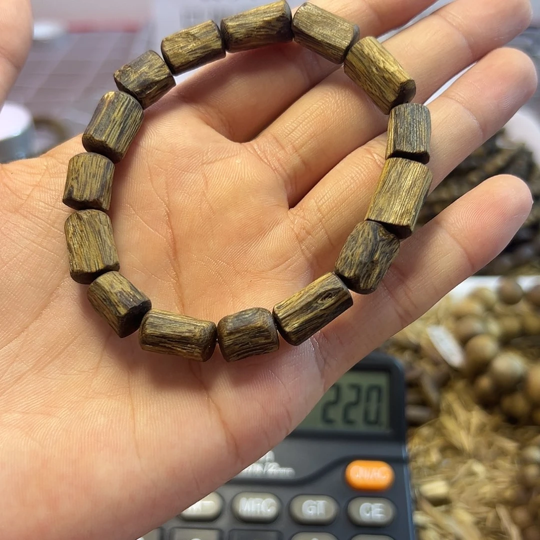 沉香碎屑沉香老白琪9克 08～09