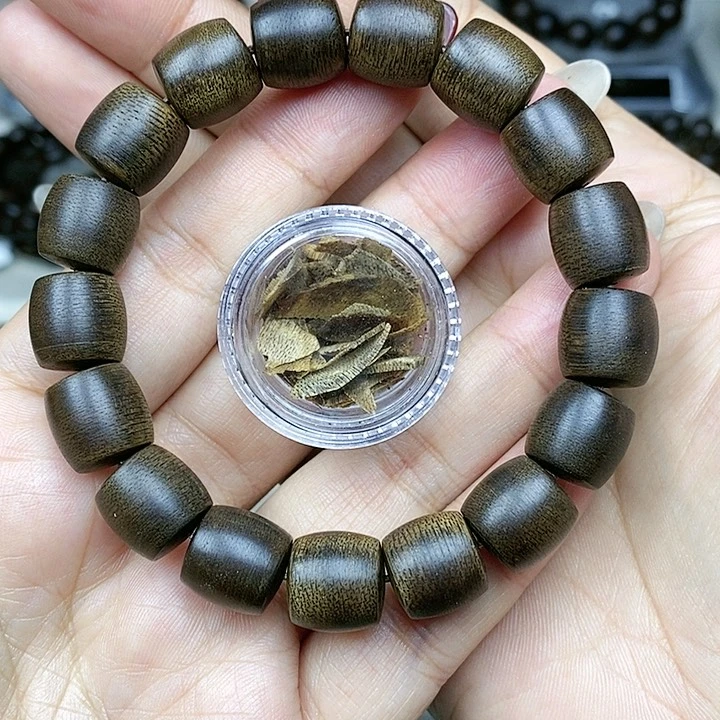 沉香沉香碎屑越南芽庄白奇楠沉水老料1.2